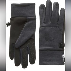 The North Face Women’s Etip Glove!